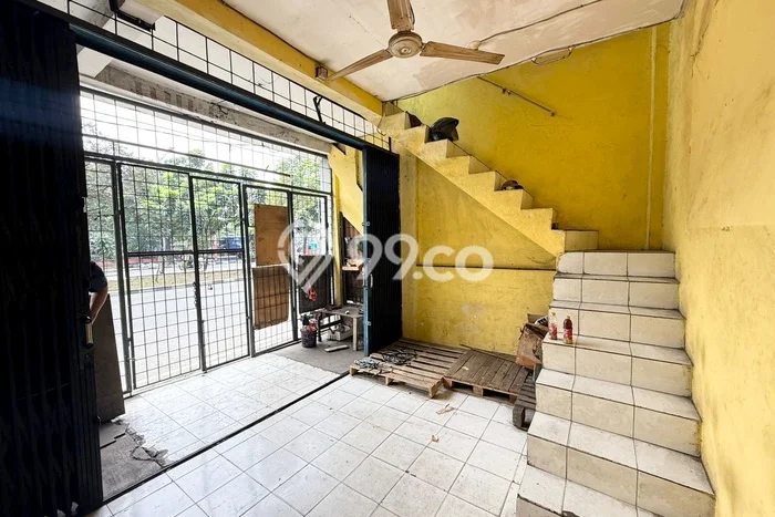 Ruko Murah 3 Lantai Cocok Untuk Toko, Kantor, Gudang, Tempat Tinggal Lokasi Strategis Terletak Di Jalan Raya Tubagus Angke Dekat Duta Mas Ruko Murah 3 Lantai Cocok Untuk Toko, Kantor, Gudang, Tempat Tinggal Lokasi Strategis Terletak Di Jalan Raya Tubagus Angke Dekat Duta Mas