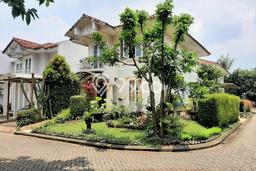 Jual Rumah Luas Elegan Dengan View Eksklusif di BSD, Tangerang Jual Rumah Luas Elegan Dengan View Eksklusif di BSD, Tangerang