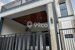 Jual Rumah Eksklusif 4 KT di Villa Melati Mas, Tangerang Selatan Jual Rumah Eksklusif 4 KT di Villa Melati Mas, Tangerang Selatan