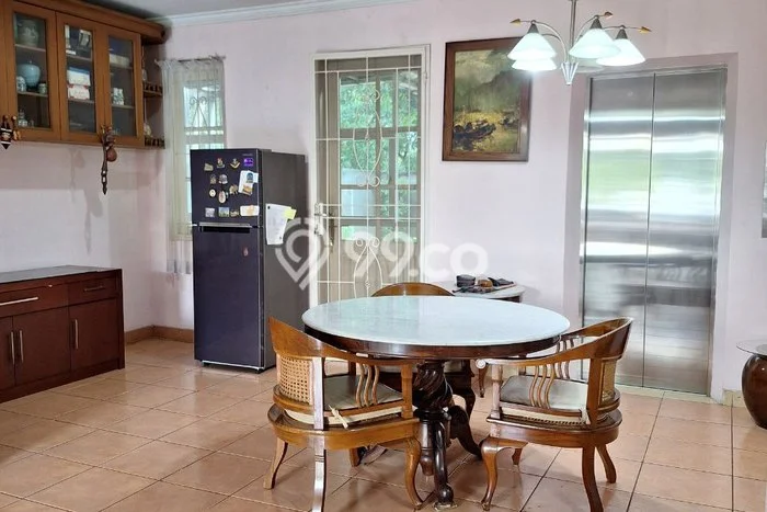 Siap Huni Hunian Elit 2 Kamar di BSD Dekat ke Mana Pun Siap Huni Hunian Elit 2 Kamar di BSD Dekat ke Mana Pun