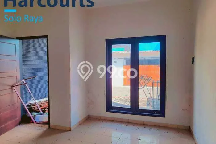 Lokasi terbaik! Rumah siap huni disewakan di Jaten LB 50m2 Lokasi terbaik! Rumah siap huni disewakan di Jaten LB 50m2