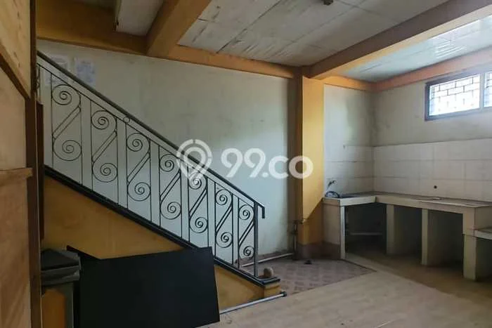 Area Strategis! Disewakan Ruko Lokasi Serengan, Solo Cocok untuk Bisnis Area Strategis! Disewakan Ruko Lokasi Serengan, Solo Cocok untuk Bisnis