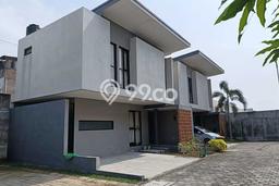 For Sale Rumah 3 Kamar Lokasi Ideal Bagus dan Strategis di Colomadu For Sale Rumah 3 Kamar Lokasi Ideal Bagus dan Strategis di Colomadu