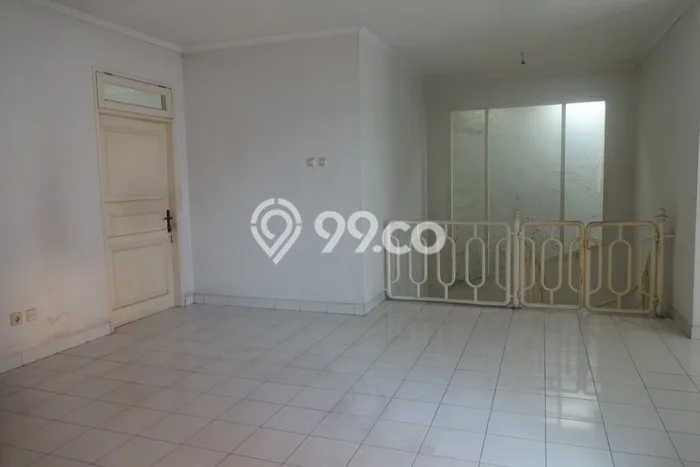 Gudang Komersial Disewakan di Menteng Jakarta Pusat Luas 646m2 Gudang Komersial Disewakan di Menteng Jakarta Pusat Luas 646m2