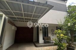 Rumah Disewakan Jakarta Selatan LT 165m2 LB 300m2 Kawasan Kemang Rumah Disewakan Jakarta Selatan LT 165m2 LB 300m2 Kawasan Kemang