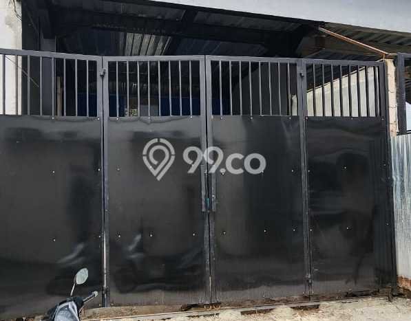 Unit Gudang disewakan di Tanah Abang Jakarta Pusat dengan LT 100m2 / LB 100m2 Unit Gudang disewakan di Tanah Abang Jakarta Pusat dengan LT 100m2 / LB 100m2