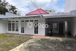Lokasi strategis! Rumah siap huni dikontrakkan di Menteng LB 290m2 Lokasi strategis! Rumah siap huni dikontrakkan di Menteng LB 290m2