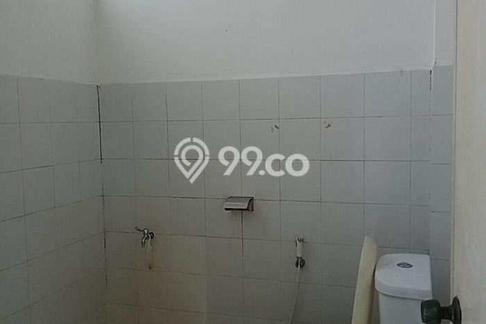 Ruko Disewa di Bogor dengan LB 190m2 Area Komersial Ramai Ruko Disewa di Bogor dengan LB 190m2 Area Komersial Ramai