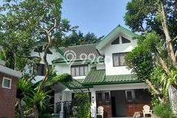 Rumah Elit Modern Tanpa Renovasi di Mulyaharja Bogor Rumah Elit Modern Tanpa Renovasi di Mulyaharja Bogor