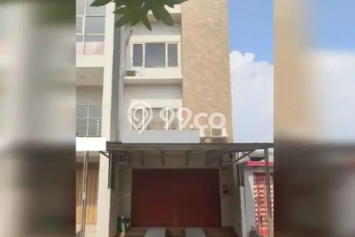 Ruko untuk Disewa di Pusat Surabaya Luas Bangunan 286m2 Ruko untuk Disewa di Pusat Surabaya Luas Bangunan 286m2