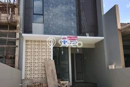 Rumah Elit LB 160m2 Siap Huni Desain Elegan di Mekar Wangi, Bandung Rumah Elit LB 160m2 Siap Huni Desain Elegan di Mekar Wangi, Bandung