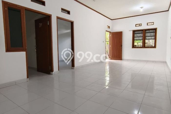 For Sale Rumah 5 Kamar Lokasi Ideal Bagus dan Strategis di Sukajadi For Sale Rumah 5 Kamar Lokasi Ideal Bagus dan Strategis di Sukajadi