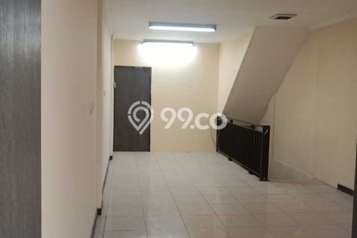 Untuk Dijual! Ruko di Kedoya Jakarta Barat LT 111m2 / LB 156m2 Kawasan Strategis Untuk Dijual! Ruko di Kedoya Jakarta Barat LT 111m2 / LB 156m2 Kawasan Strategis
