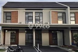 Disewakan! Rumah 6 Kamar Tidur &
4 Kamar Mandi di Taman Kopo Indah, Bandung Disewakan! Rumah 6 Kamar Tidur &
4 Kamar Mandi di Taman Kopo Indah, Bandung