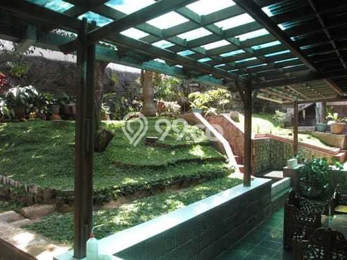 Rumah Elit LB 600m2 Siap Pakai Desain Elegan di Pasteur, Bandung Rumah Elit LB 600m2 Siap Pakai Desain Elegan di Pasteur, Bandung