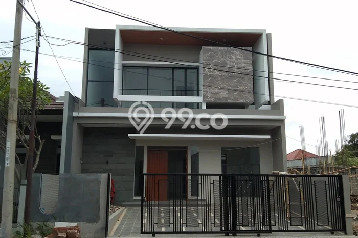 Siap Huni Hunian Elit 4 Kamar di Batununggal Dekat ke Mana Saja Siap Huni Hunian Elit 4 Kamar di Batununggal Dekat ke Mana Saja