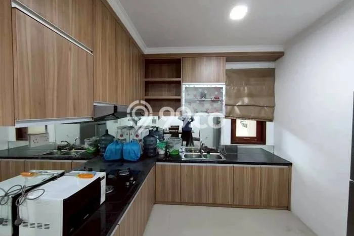 Rumah Kontrakan Batam LT 144m2 LB 128m2 Area Batam Centre Rumah Kontrakan Batam LT 144m2 LB 128m2 Area Batam Centre