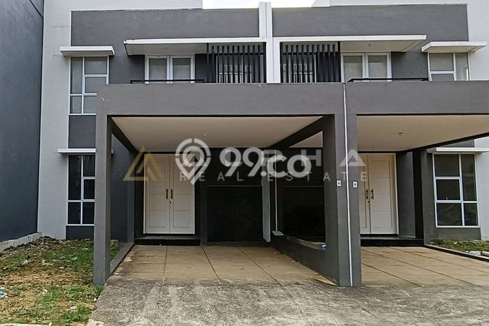 Rumah Strategis di , Batam, LT 119m2m² LB 102m2m² - HARGA NEGO! Rumah Strategis di , Batam, LT 119m2m² LB 102m2m² - HARGA NEGO!