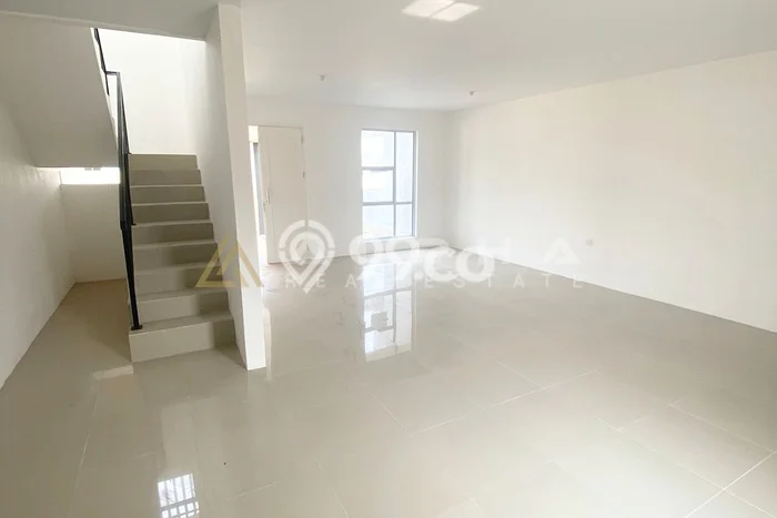 Rumah Strategis di , Batam, LT 119m2m² LB 102m2m² - HARGA NEGO! Rumah Strategis di , Batam, LT 119m2m² LB 102m2m² - HARGA NEGO!