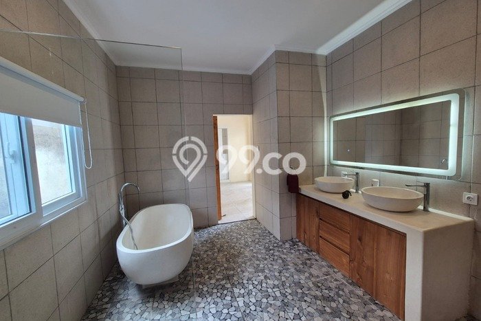 Vila di Seminyak, Area 0m², Dekat ke Seminyak, Badung, Badung, Harga Bersaing Vila di Seminyak, Area 0m², Dekat ke Seminyak, Badung, Badung, Harga Bersaing