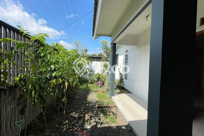 Jual Rumah Eksklusif 2 KT di Cibaduyut, Bandung Jual Rumah Eksklusif 2 KT di Cibaduyut, Bandung