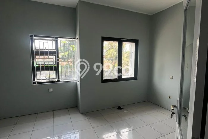 Disewakan Ruko di , Luas 100m2m², Area Potensial Disewakan Ruko di , Luas 100m2m², Area Potensial