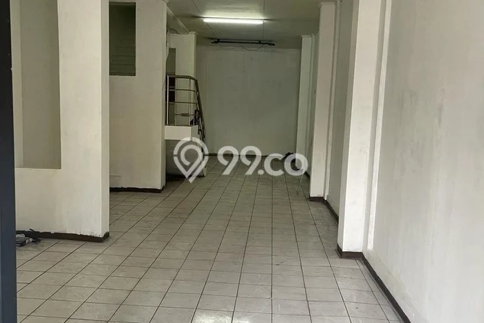 Ruko Lokasi Premium Kawasan Otista, Luas 180m², Disewakan, Kawasan Bisnis Ruko Lokasi Premium Kawasan Otista, Luas 180m², Disewakan, Kawasan Bisnis