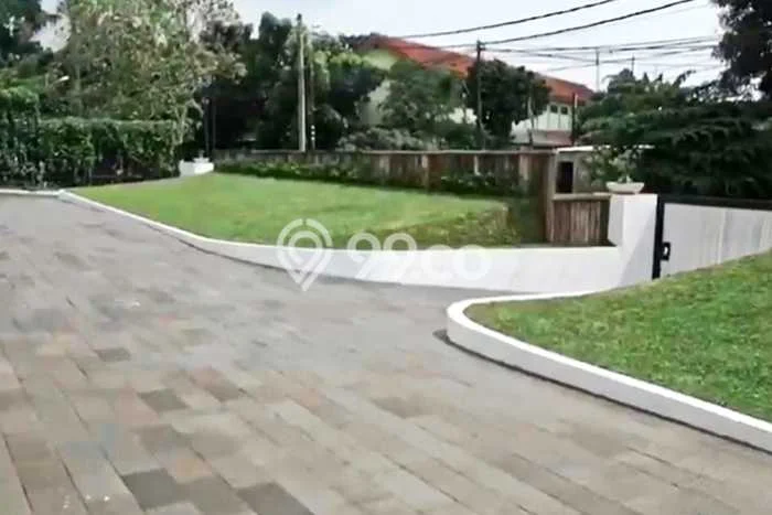 Rumah Luxury Modern Tanpa Renovasi di Taman Kencana Bogor Rumah Luxury Modern Tanpa Renovasi di Taman Kencana Bogor