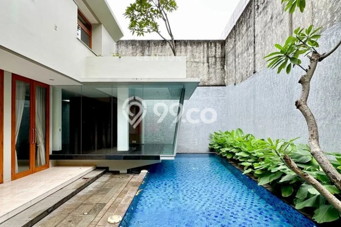 Hunian Modern dengan LT 560m2 & LB 643m2 Disewakan di Pondok Indah Hunian Modern dengan LT 560m2 & LB 643m2 Disewakan di Pondok Indah