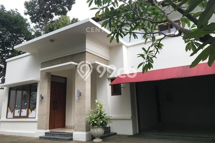 Hot Offer Hunian Premium Ideal dan Luas di Kebayoran Baru, Jakarta Selatan Hot Offer Hunian Premium Ideal dan Luas di Kebayoran Baru, Jakarta Selatan