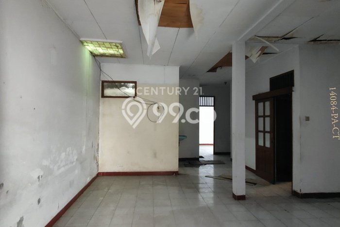 For Sale Hunian Mewah Klasik di Jakarta Selatan For Sale Hunian Mewah Klasik di Jakarta Selatan