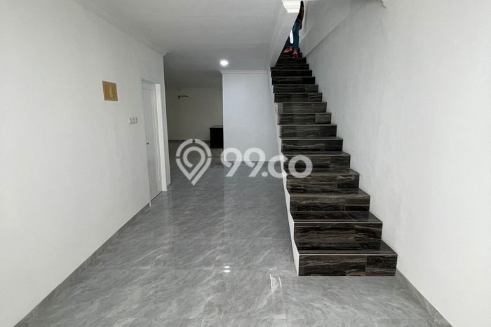 For Sale! Premium House LT 120m2 Desain Modern di Muara Karang For Sale! Premium House LT 120m2 Desain Modern di Muara Karang