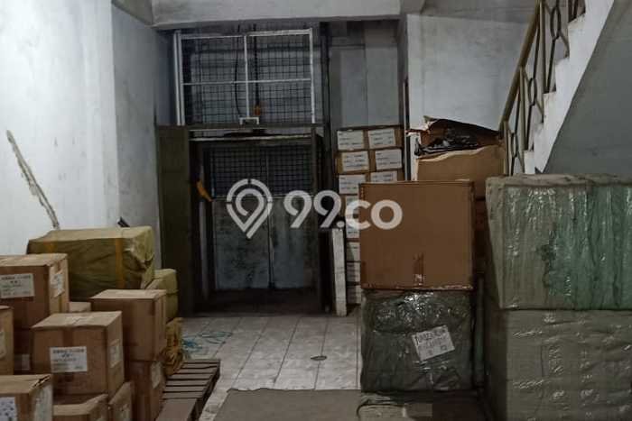 Unit Ruko Dijual di Jakarta Utara LT 90m2 & LB 270m2 Unit Ruko Dijual di Jakarta Utara LT 90m2 & LB 270m2