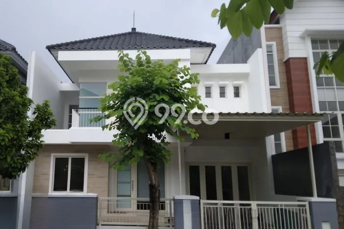 Rumah Mewah LB 250m2 Siap Huni Desain Elegan di Pakuwon City, Surabaya Rumah Mewah LB 250m2 Siap Huni Desain Elegan di Pakuwon City, Surabaya