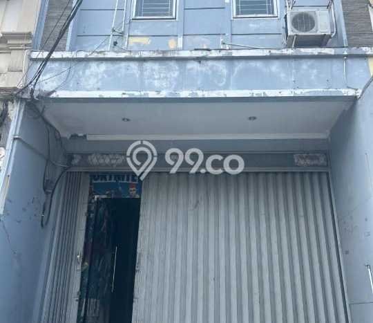 Ruko Dijual di Jakarta Utara LT 85m2 & LB 210m2 Lokasi Terbaik! Ruko Dijual di Jakarta Utara LT 85m2 & LB 210m2 Lokasi Terbaik!