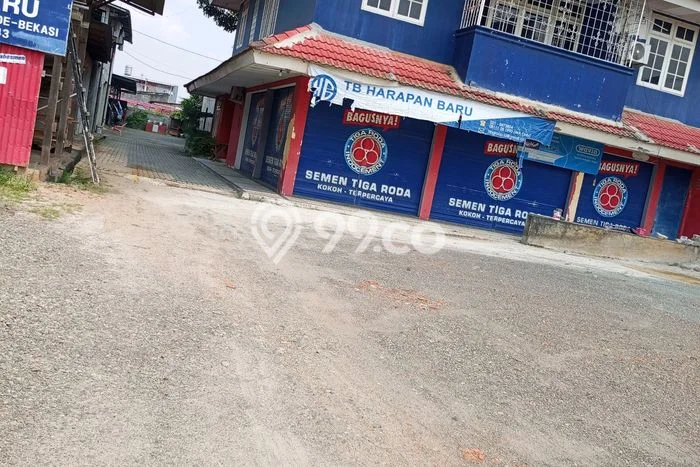 Rumah Mewah LB 742m2 Siap Pakai Desain Elegan di Jatiwaringin, Bekasi Rumah Mewah LB 742m2 Siap Pakai Desain Elegan di Jatiwaringin, Bekasi