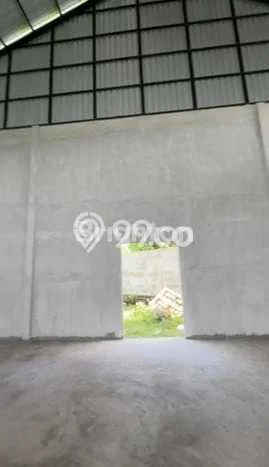 Unit Gudang Paling Strategis di Gianyar Gianyar dengan LB 1296m2 Unit Gudang Paling Strategis di Gianyar Gianyar dengan LB 1296m2