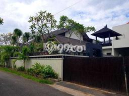 Disewakan Rumah Harga Terjangkau di Jimbaran Badung dengan 4 Kamar Tidur Disewakan Rumah Harga Terjangkau di Jimbaran Badung dengan 4 Kamar Tidur