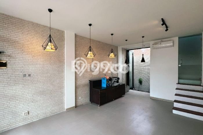 Untuk Dijual! Ruko di Renon Denpasar LT 59m2 / LB 80m2 Kawasan Strategis Untuk Dijual! Ruko di Renon Denpasar LT 59m2 / LB 80m2 Kawasan Strategis