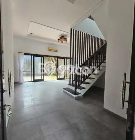 Rumah Disewakan Denpasar LT 164m2 LB 135m2 Area Renon Rumah Disewakan Denpasar LT 164m2 LB 135m2 Area Renon