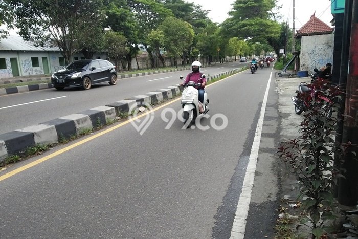 Hunian Cantik Modern Lb 150m2 di Banguntapan, Bantul Hunian Cantik Modern Lb 150m2 di Banguntapan, Bantul