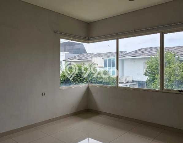 Jual Rumah Luas Megah Dengan View Eksklusif di Alam Sutera, Tangerang Jual Rumah Luas Megah Dengan View Eksklusif di Alam Sutera, Tangerang
