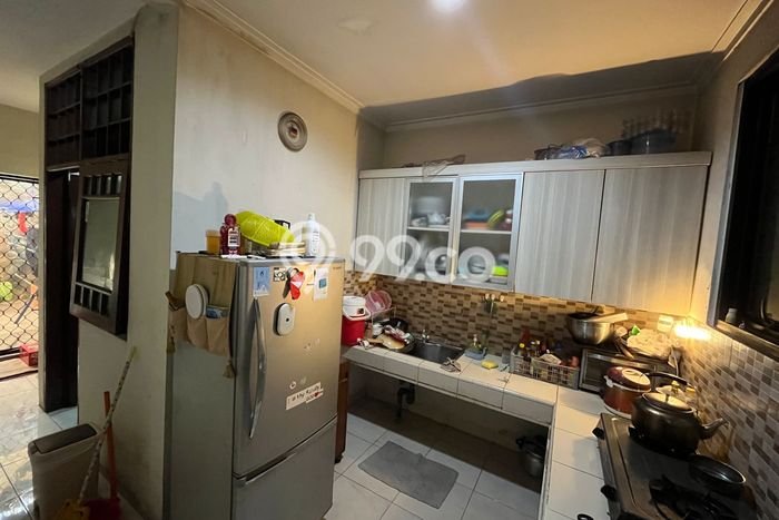 Rumah Modern 4 KT di Villa Melati Mas Tangerang Selatan Unfurnished Rumah Modern 4 KT di Villa Melati Mas Tangerang Selatan Unfurnished