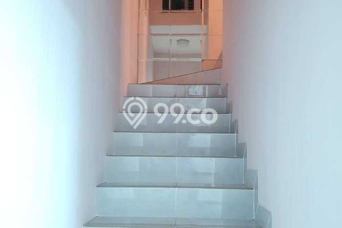 Rumah Minimalis 3 KT di Suvarna Sutera Tangerang Semi Furnished Rumah Minimalis 3 KT di Suvarna Sutera Tangerang Semi Furnished
