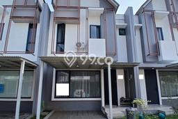 For Sale Rumah 4 Kamar Lokasi Strategis Nyaman dan Strategis di BSD For Sale Rumah 4 Kamar Lokasi Strategis Nyaman dan Strategis di BSD