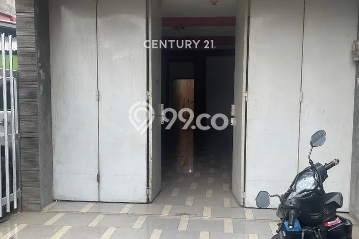 Ruko Dijual Lokasi Emas di Ciputat Luas 180m2 Ruko Dijual Lokasi Emas di Ciputat Luas 180m2