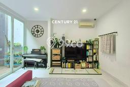 Ready to Use! Premium House LT 150m2 Desain Elegan di Bintaro Ready to Use! Premium House LT 150m2 Desain Elegan di Bintaro