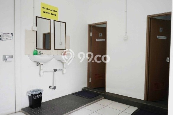 Gudang Premium Kawasan Wiyung, Luas 900m2m², Area Bisnis Gudang Premium Kawasan Wiyung, Luas 900m2m², Area Bisnis