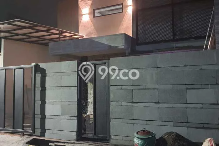 Dijual Rumah 4 Kamar Lokasi Strategis Nyaman dan Strategis di Sambikerep Dijual Rumah 4 Kamar Lokasi Strategis Nyaman dan Strategis di Sambikerep