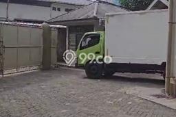 Gudang Disewa di Jakarta Barat dengan LB 1000m2 Area Komersial Ramai Gudang Disewa di Jakarta Barat dengan LB 1000m2 Area Komersial Ramai